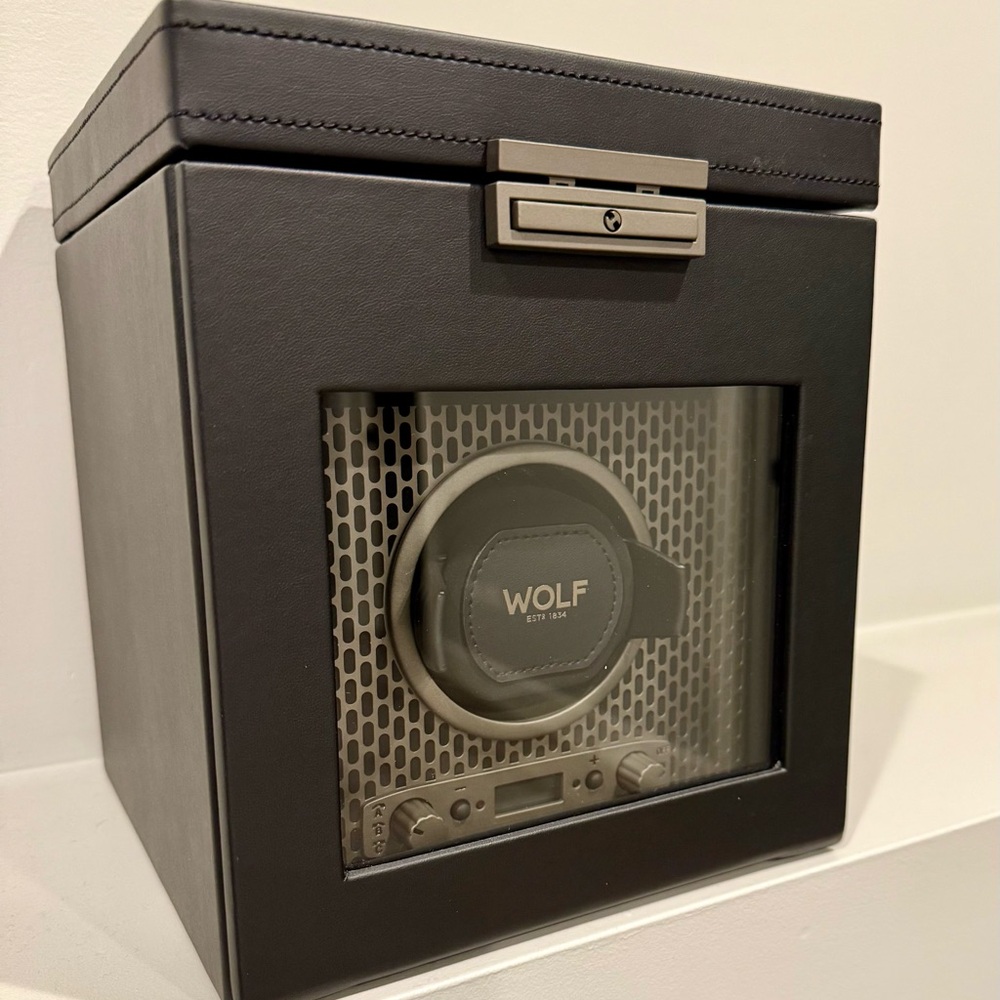 WOLF Black Single Watch Winder - Brand NEW
